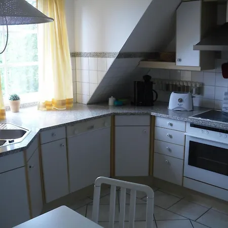 Modernisierte Mit Balkon Apartment